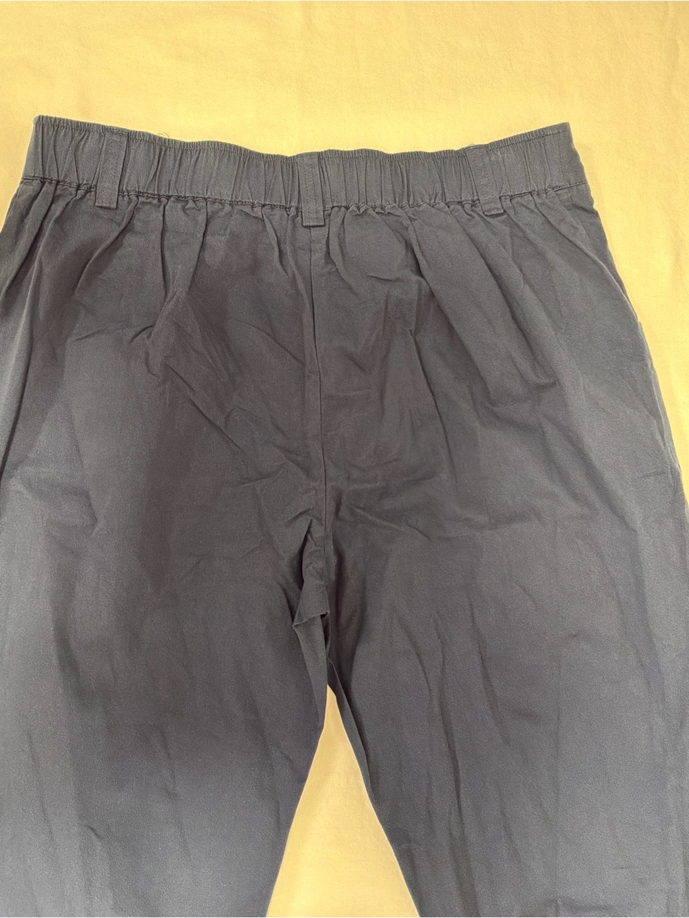 HALARA Women's Navy Blue Capris with Elastic Cuffs - Picture 11 of 13